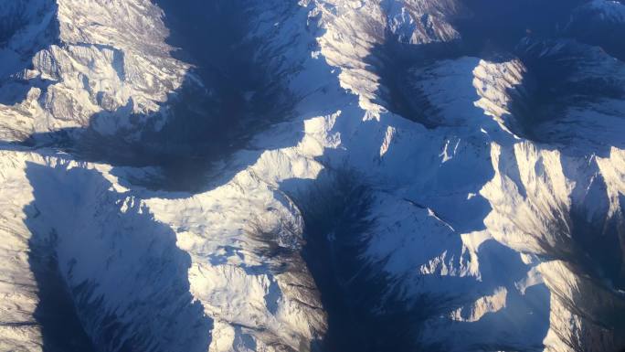 青藏高原 喜马拉雅山脉 雪山高空航拍