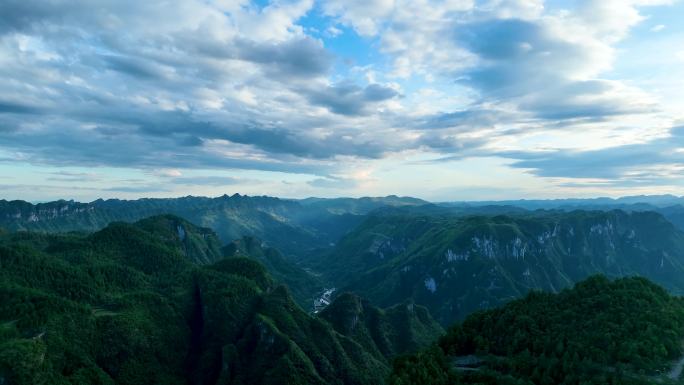 4K航拍湖南湘西山区峡谷