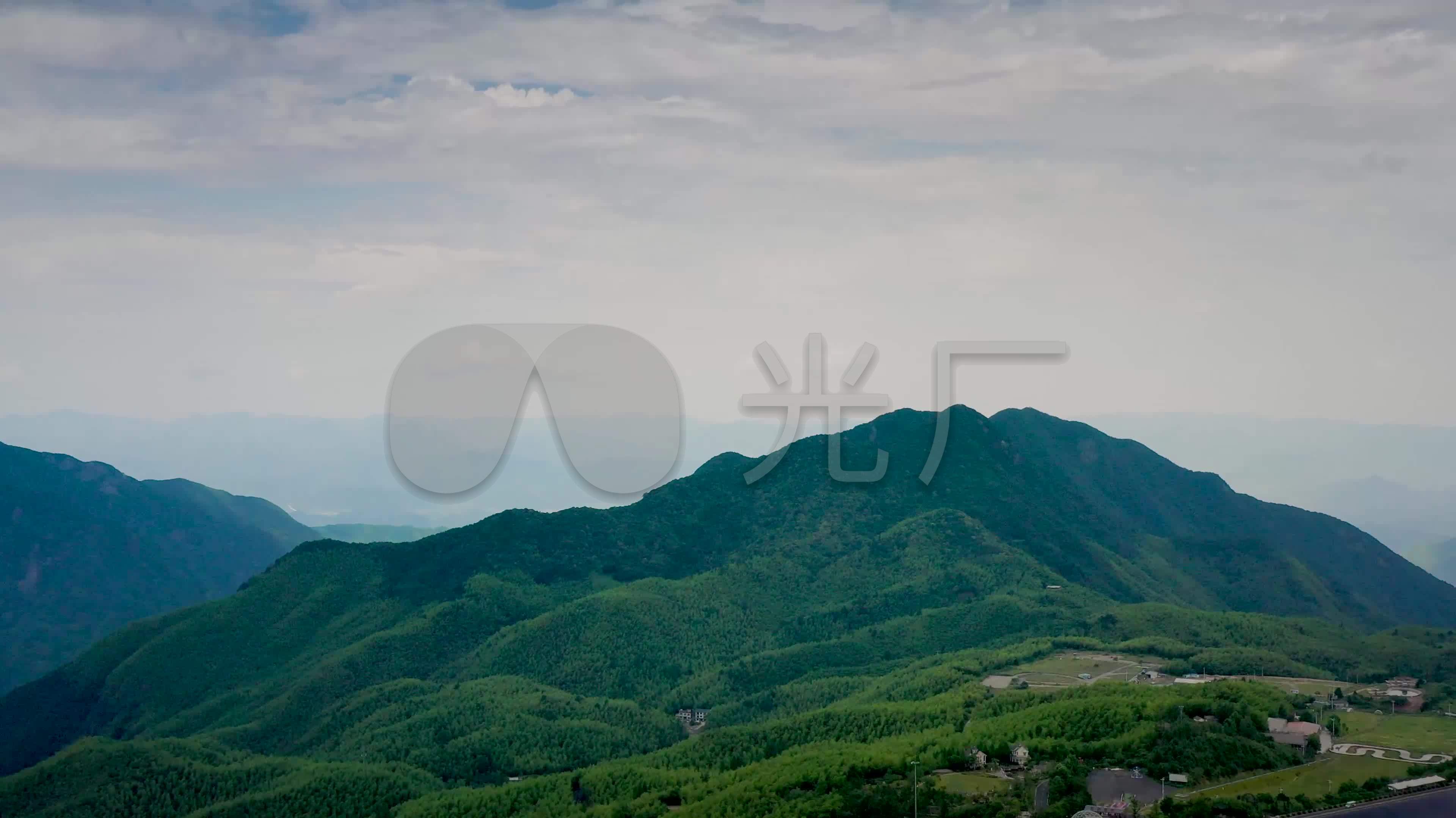 安吉天荒坪盘山公路，堪比日本的秋名山_发夹