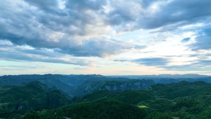 4K航拍湖南湘西山区德夯大峡谷2