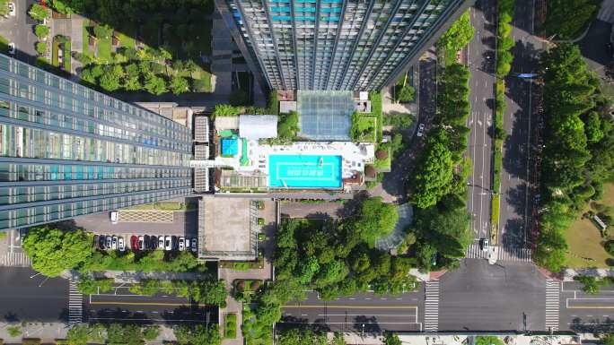 现代办公大楼室外游泳池航拍