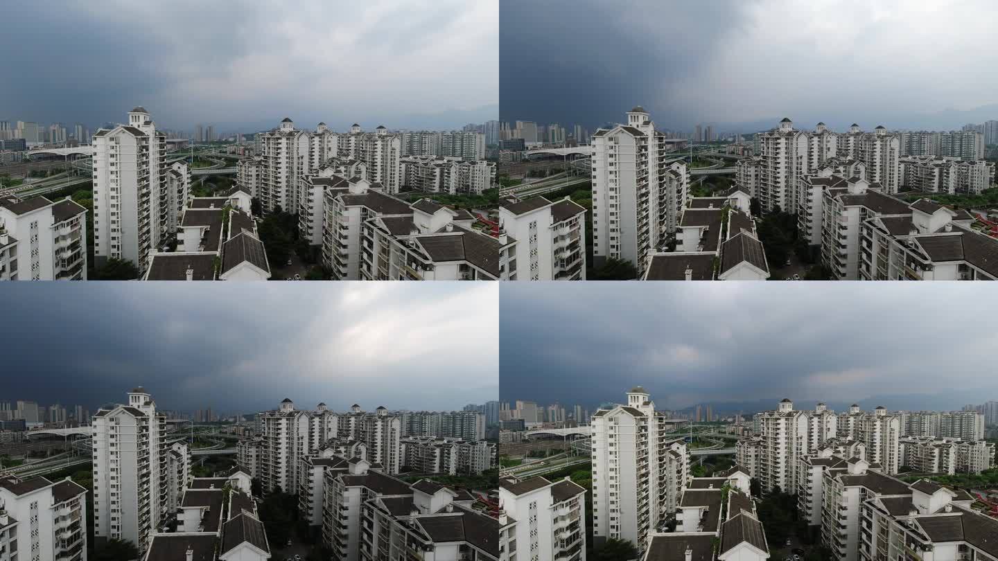 台风前的城市云景暴风雨前宁静的城市暴风雨
