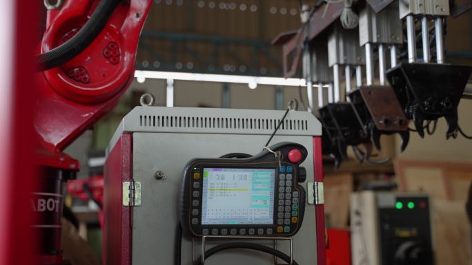 自动化机械臂工厂工业控制器