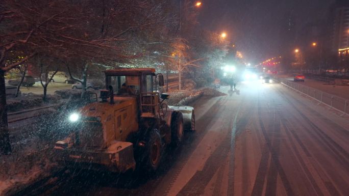 大雪 除雪 环卫工人