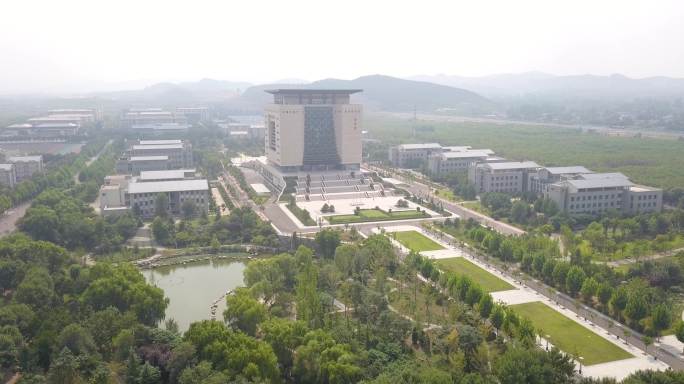 山东财经大学章丘校区 大学校园图书馆航拍