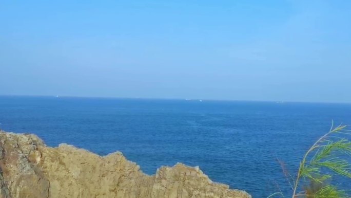 蓝色大海 海岸线 海边 海风 水天一线