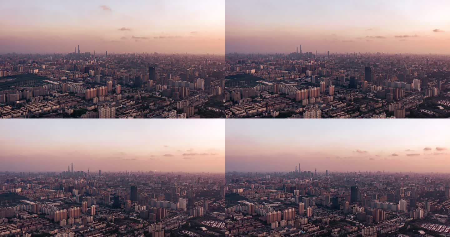 中国上海日落时城市天际线的时间推移鸟瞰图