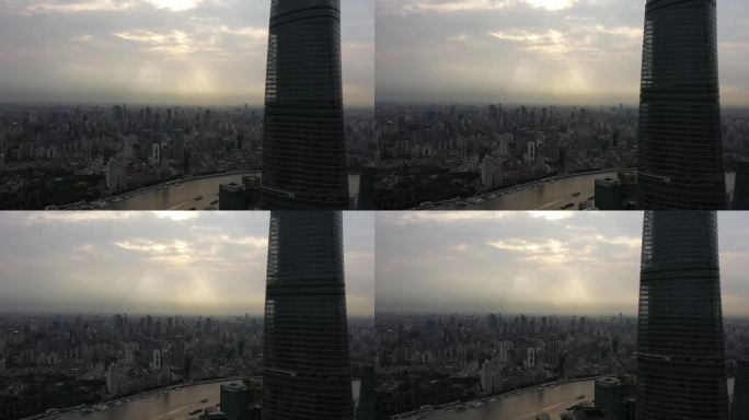 上海中心夕阳航拍