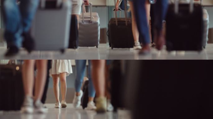 带着行李在机场的旅客