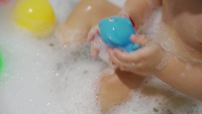 婴儿洗澡玩-b卷玩水戏水孩童婴儿小孩