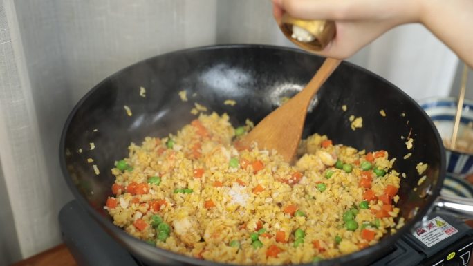 炒饭虾仁鸡蛋炒饭不粘锅煎锅一人食