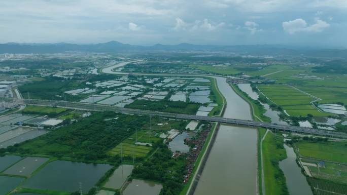 4K航拍鱼塘水田水库 森林氧吧