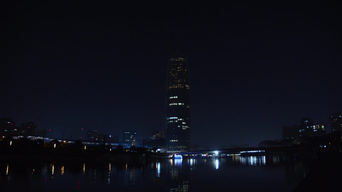 郑东新区千玺千禧广场玉米楼夜景如意湖大气