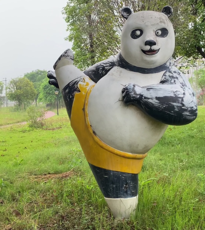 功夫熊猫雕塑1竖屏（4K）