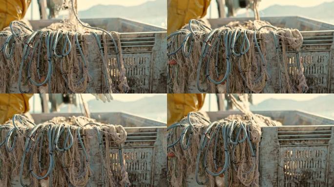 渔船上篮子里的网水产捕捞