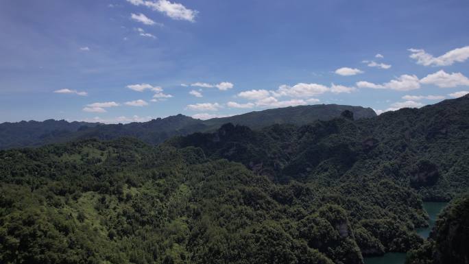 4K航拍张家界宝峰湖武陵源森林公园