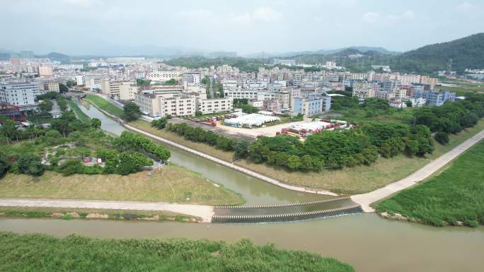 深圳市龙岗区坪地街道年丰社区淡水河