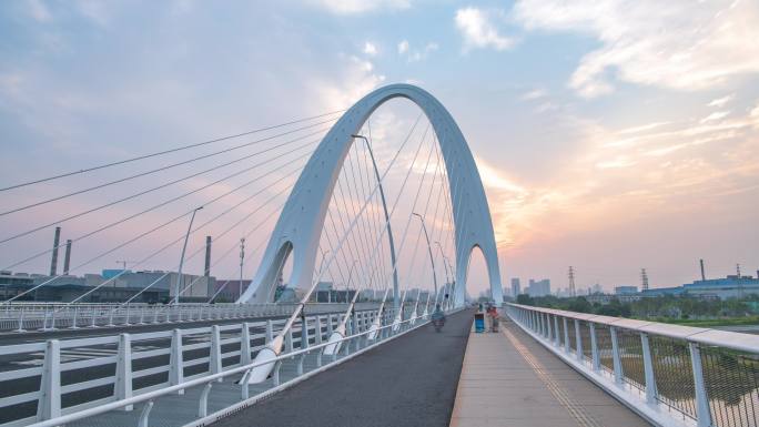 北京石景山首钢大桥日出