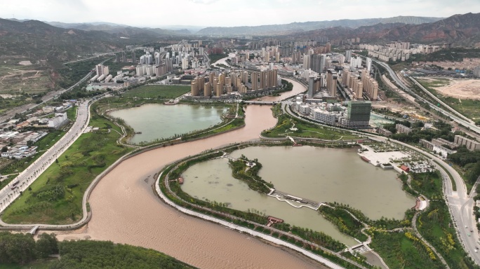 城市航拍 乐都航拍 城市建设 湟水河