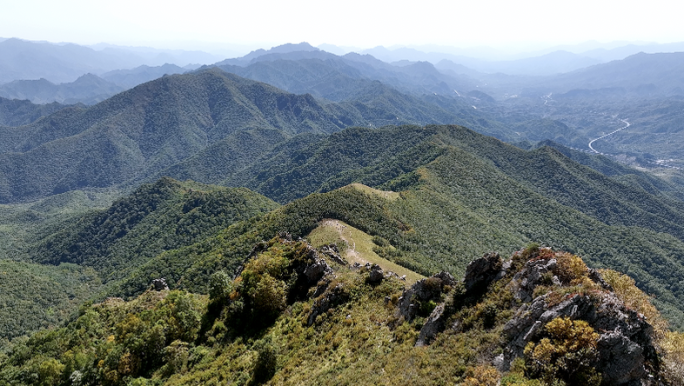 航拍夏末初秋 山川 山河 风景