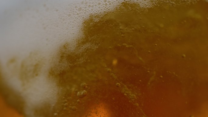 SLO MO LD啤酒、泡沫和气泡