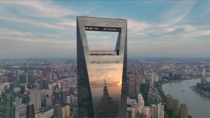 【4K60帧】上海环球金融中心晚霞航拍