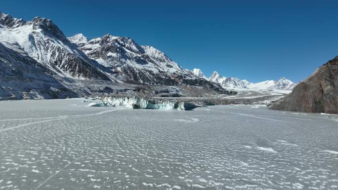 西藏昌都 然乌镇 来古冰川