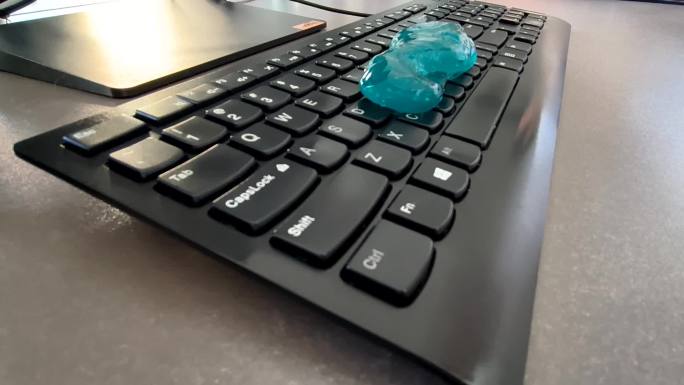 清理键盘污垢