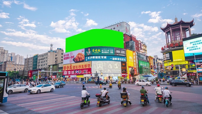长沙黄兴步行街广告屏绿幕大屏路口人流延时
