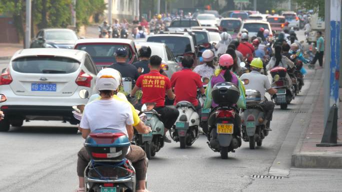 中国 广西柳州 上班大军