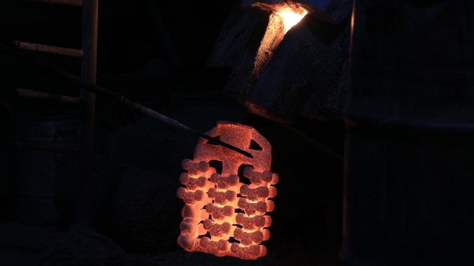 重工业 铸造 铸钢 熔浆 炼钢