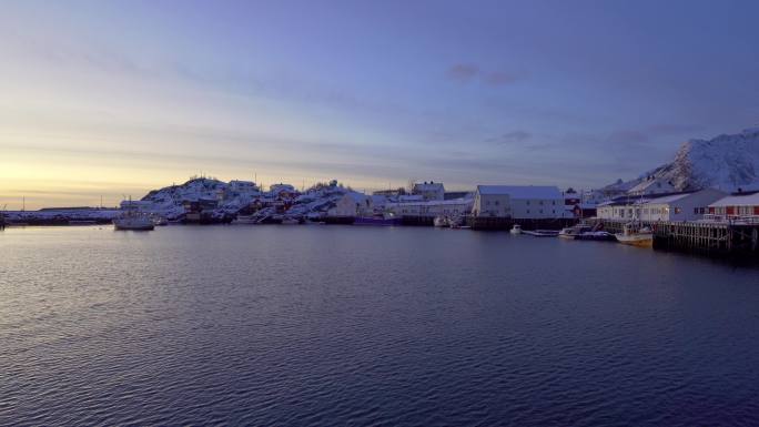 挪威罗弗敦岛渔村日出风光