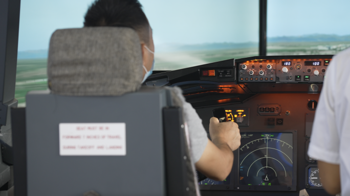 4K市民体验模拟驾驶飞机空镜