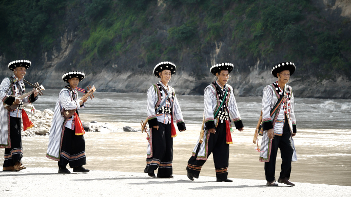 怒江傈僳族 歌舞及酒歌 五十六个民族跳舞