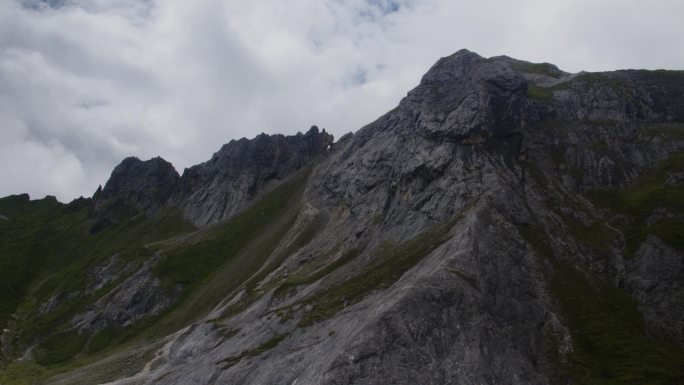 航拍山地山体