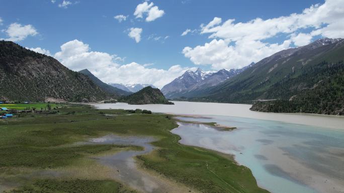 西藏然乌湖河流湖泊雪山川西风光航拍素材