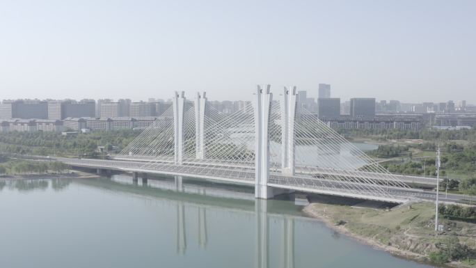 郑州北龙湖斜拉桥