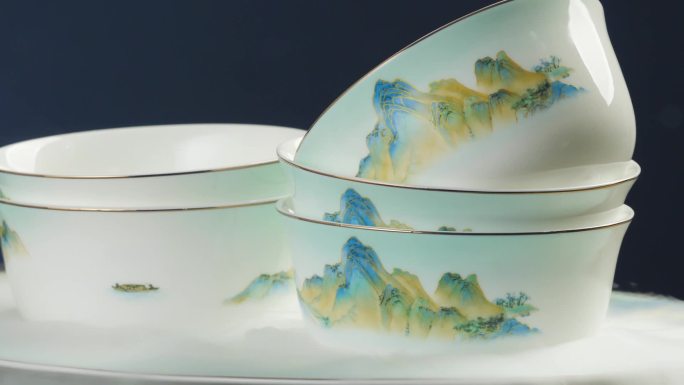 千里江山图案陶瓷餐具