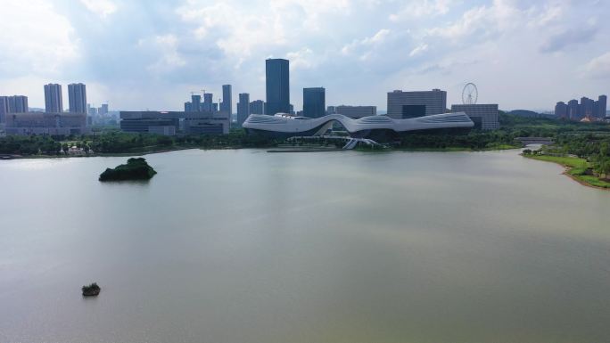 柳州 柳东新区龙湖广场