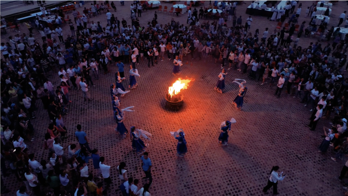 篝火晚会锅庄舞1080P
