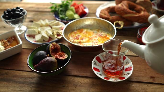 Epic土耳其早餐配土耳其红茶