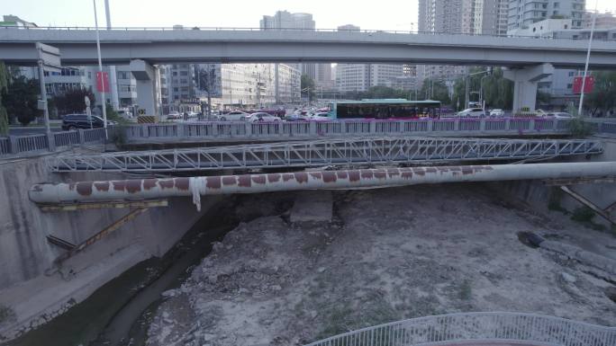 管道 污水沟 排水管 排洪沟 环境污染