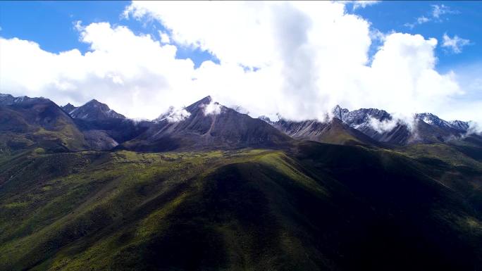 航拍川藏青藏高原雪山合集