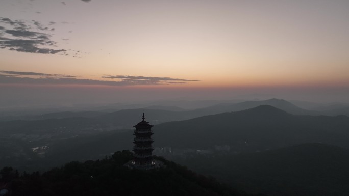 航拍襄阳古隆中风景区隆中山腾龙阁自然风光