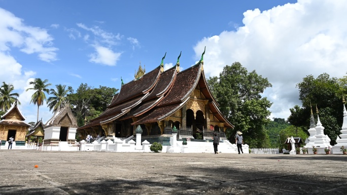 4K延时Wat Xieng thong寺庙，琅勃拉邦，老挝