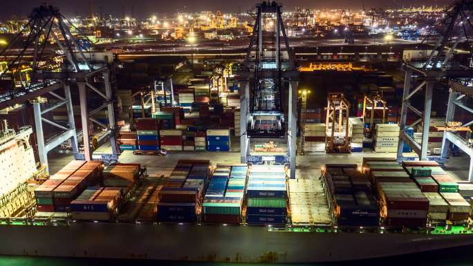 商业物流和集装箱货船运输、物流进出口和夜间运输业活动