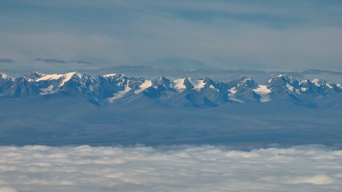 航拍独库公路 雪山云海