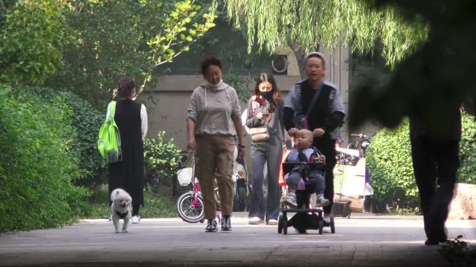 城市小区居民高档小区幸福生活社区民生夏日