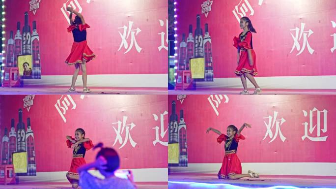 新疆女孩舞蹈