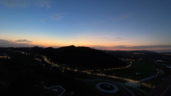 夕阳 晚霞 落日 霞光 余晖 公园 山脉